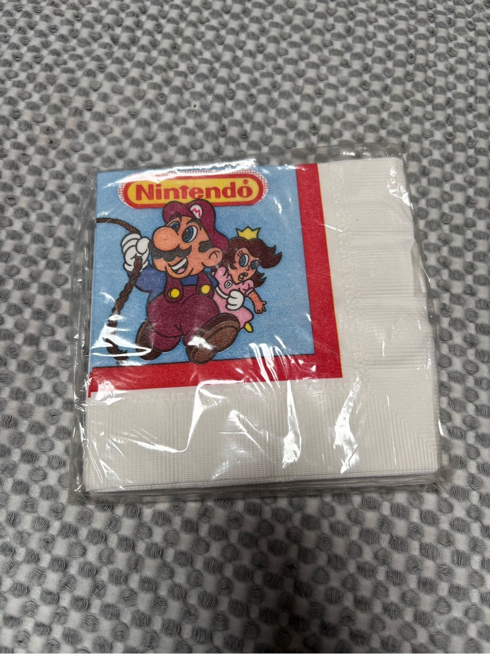 1998 Vintage Nintendo Mario and Princess Peach - Sealed 16 Napkins C.A. Reed
